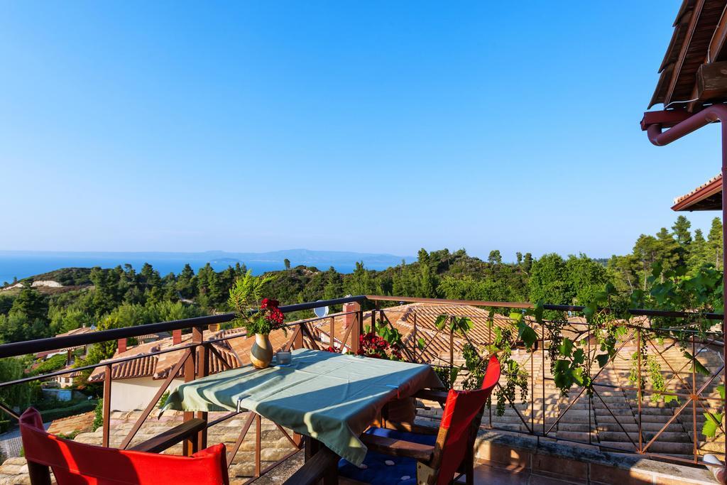 Akritas Ef Zin Villas & Suites Паліурі Екстер'єр фото